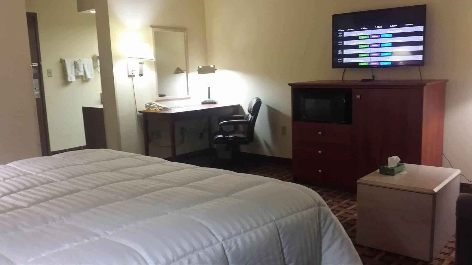 Hotel Baymont By Wyndham 2*